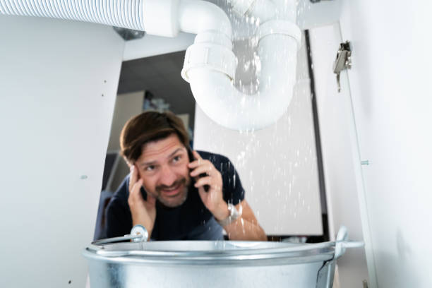 Best Emergency Plumber  in Beeville, TX